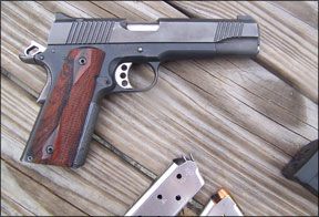 Wilson Combat 1911 checkered front strap