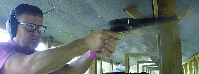 shooting Uberti 1858 New Army 341000 .44