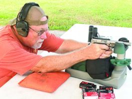 Smith & Wesson SW22 Victory 10201 22 LR