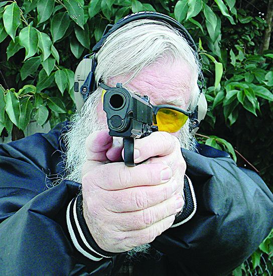 shooting L Springfield 1911 TRP AOS 4.25
